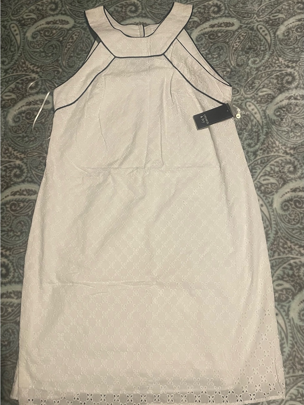 Crown & Ivy white dress size 2 NWT